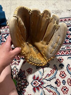 Rawlings Tan/Cream Leather Baseball Glove